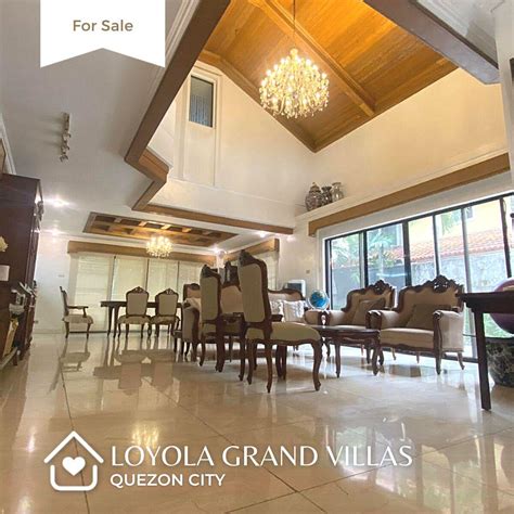 LOYOLA GRAND VILLAS .